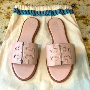 Tory Burch ines slide 8.5